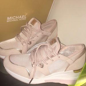 Michael Kors Shoes brand new in the box!